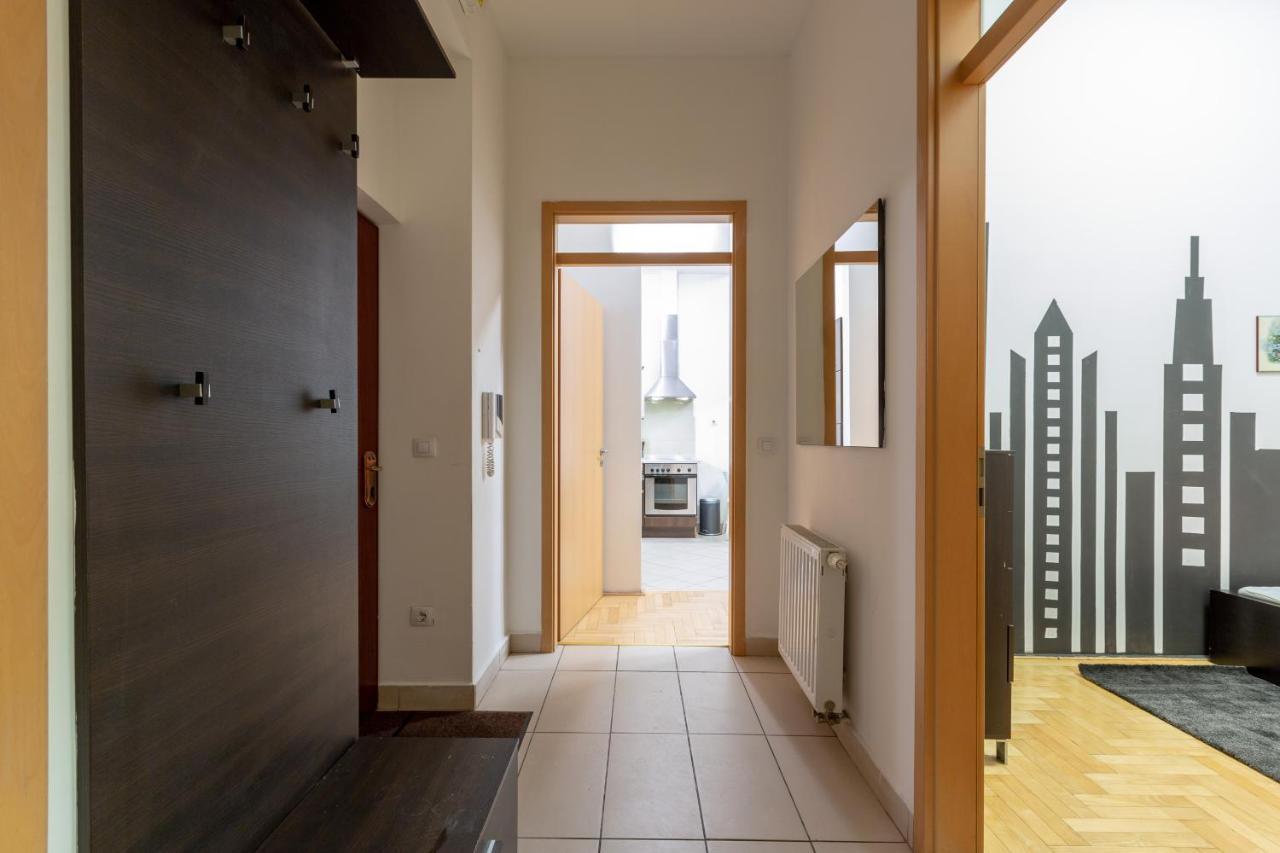 Dowtown Home In The Gozsdu Garden Budapest Exterior photo